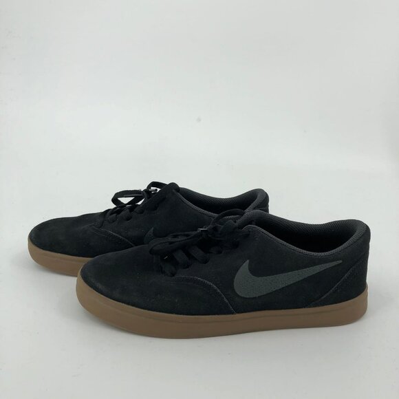 Nike Black Suede Athletic Shoes | Casual Classic Style - Picture 3 of 6